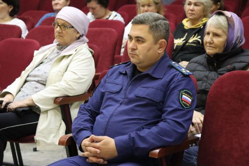 В Нурлате встречи населения с руководством района начались с мкр.сахароваров