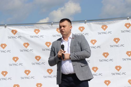 Для работников ООО «ЦТ и РС» компании «ТаграС-РС» в преддверии Дня нефтяника организовали праздник на лоне природы