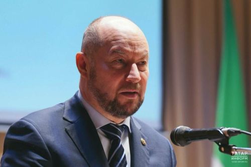 Асгат Сафаров поздравил татарстанских журналистов с Днем российской печати