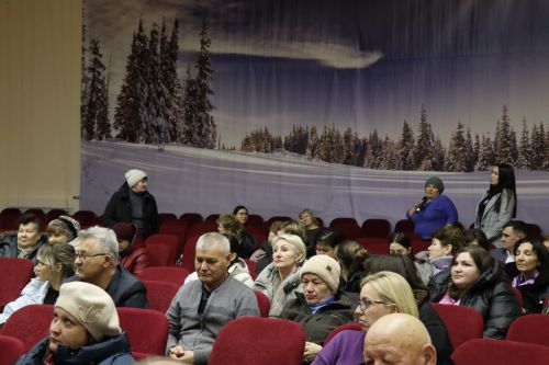 В Доме дружбы народов Нурлата прошел сход граждан, проживающих в мкр. Сахароваров