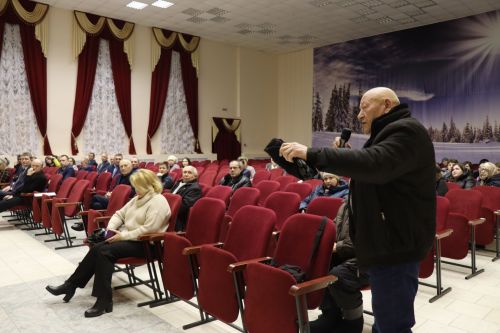 В Доме дружбы народов Нурлата прошел сход граждан, проживающих в мкр. Сахароваров