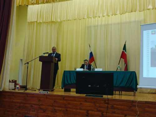 На сходе граждан в селе Чулпаново поздравили юбиляров семейной жизни
