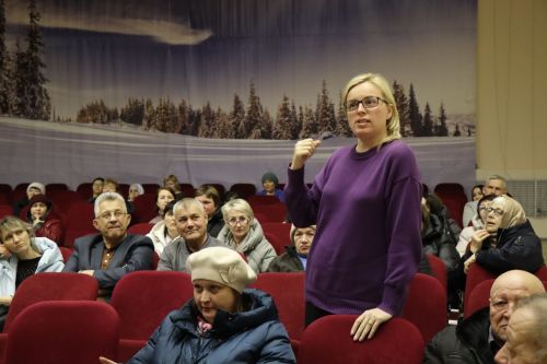 В Доме дружбы народов Нурлата прошел сход граждан, проживающих в мкр. Сахароваров