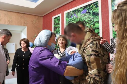В Нурлате у бойца с позывным Ключ родился третий ребенок