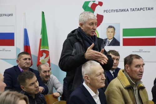 Жители микрорайона железнодорожников встретились с руководством района