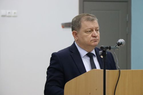 Жители микрорайона железнодорожников встретились с руководством района