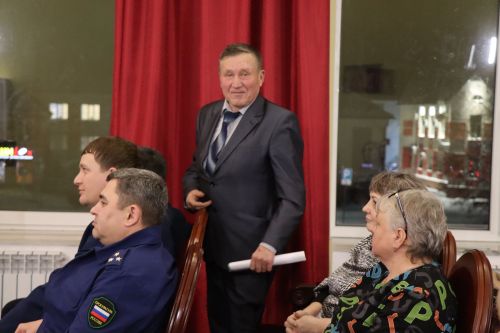 На встрече с жителями микрорайона «Центральный» наградили работников ООО «Жилье г.Нурлат»