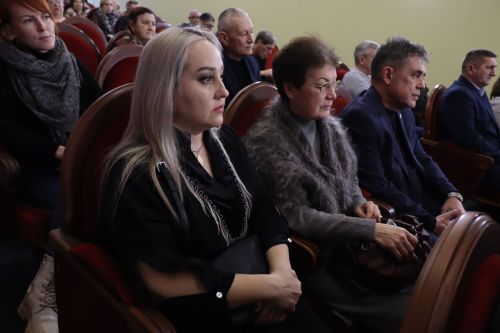 На встрече с жителями микрорайона «Центральный» наградили работников ООО «Жилье г.Нурлат»