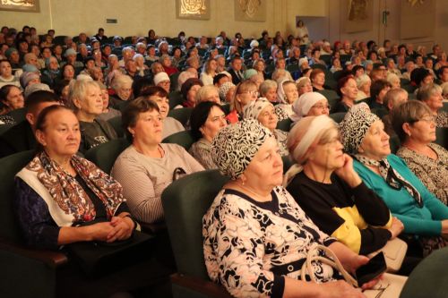 В Нурлате прошло мероприятие к Дню пожилых людей (+ фоторепортаж)