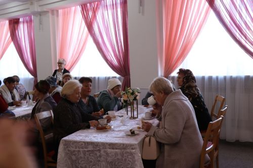 В Нурлате прошло мероприятие к Дню пожилых людей (+ фоторепортаж)