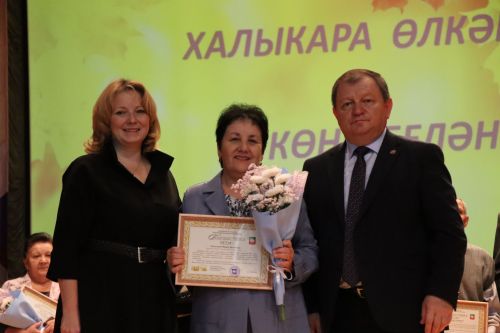 В Нурлате прошло мероприятие к Дню пожилых людей (+ фоторепортаж)