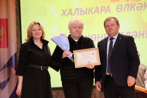 В Нурлате прошло мероприятие к Дню пожилых людей (+ фоторепортаж)