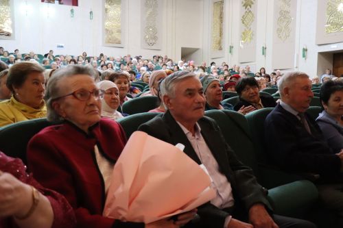 В Нурлате прошло мероприятие к Дню пожилых людей (+ фоторепортаж)