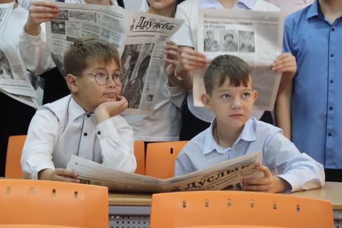В «Нурлат-информе» подвели итоги творческого конкурса «Профессия, что дарит свет»