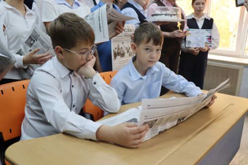 В «Нурлат-информе» подвели итоги творческого конкурса «Профессия, что дарит свет»
