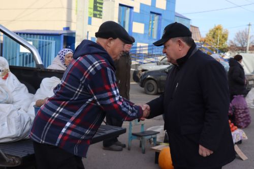 В Нурлате проходит очередная осенняя сельскохозяйственная ярмарка