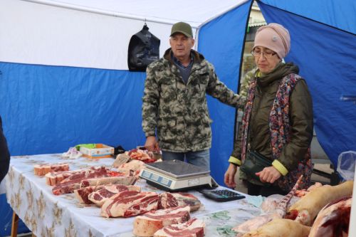 В Нурлате проходит очередная осенняя сельскохозяйственная ярмарка