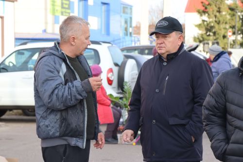 В Нурлате проходит очередная осенняя сельскохозяйственная ярмарка