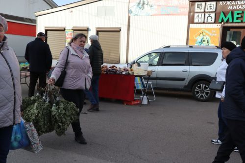 В Нурлате проходит очередная осенняя сельскохозяйственная ярмарка