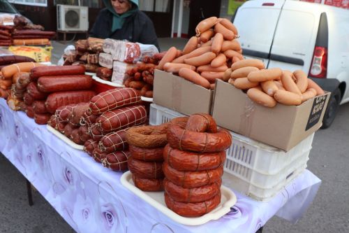 В Нурлате проходит очередная осенняя сельскохозяйственная ярмарка