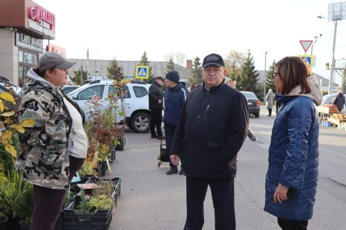 В Нурлате проходит очередная осенняя сельскохозяйственная ярмарка