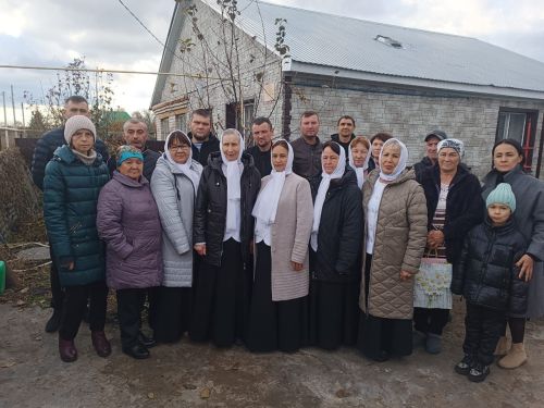 В селе Вишневая Поляна увековечили память участника СВО Виктора Картамышева
