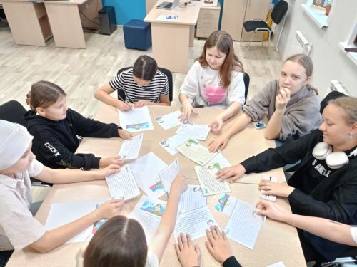 Акция «Письмо солдату» прошла в подростковом клубе «Мирас»