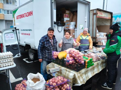 Свежие продукты от нурлатских фермеров в Казани: сельхозярмарка в «Салават Купере»