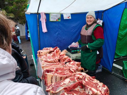 Свежие продукты от нурлатских фермеров в Казани: сельхозярмарка в «Салават Купере»