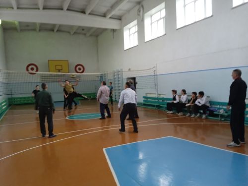 Трогательные поздравления: нурлатские школьники чествовали отцов