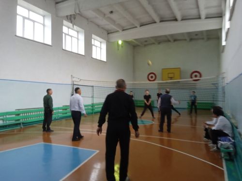 Трогательные поздравления: нурлатские школьники чествовали отцов