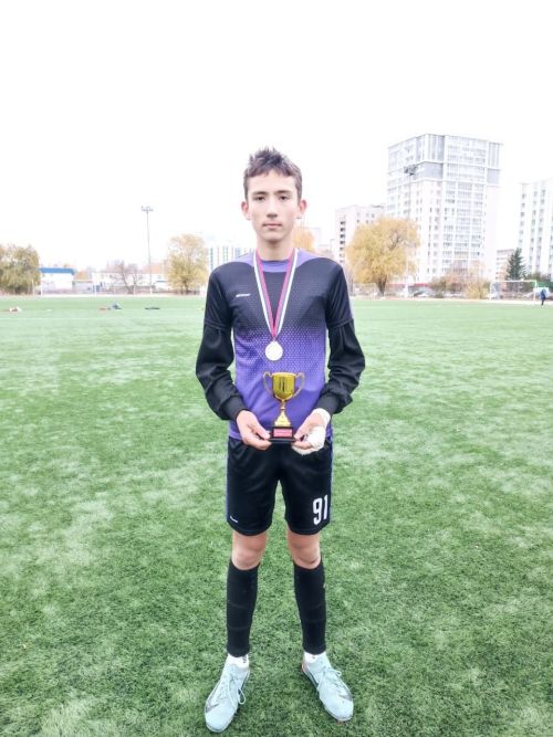 Футболисты из Нурлата завоевали два кубка на турнире VIKTORIA-CUP