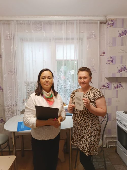 В Нурлате продолжается установка автономных пожарных извещателей в семьях