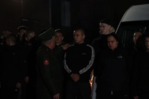 В Нурлате проводили в армию очередную группу новобранцев