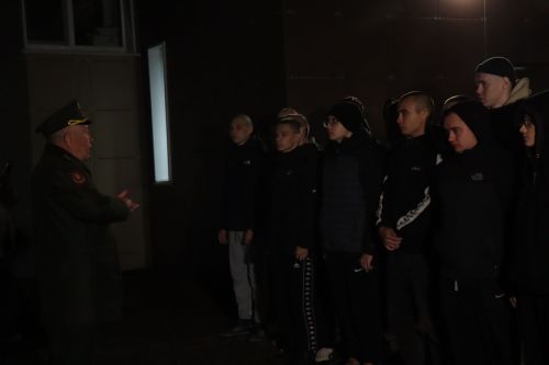 В Нурлате проводили в армию очередную группу новобранцев