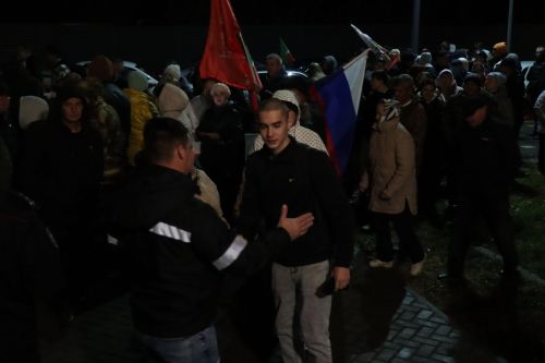 В Нурлате проводили в армию очередную группу новобранцев