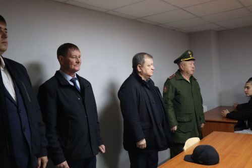В Нурлате проводили в армию очередную группу новобранцев