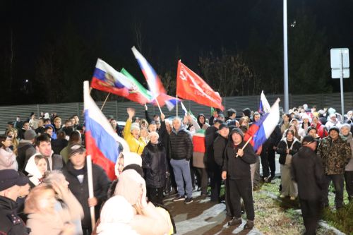 В Нурлате проводили в армию очередную группу новобранцев