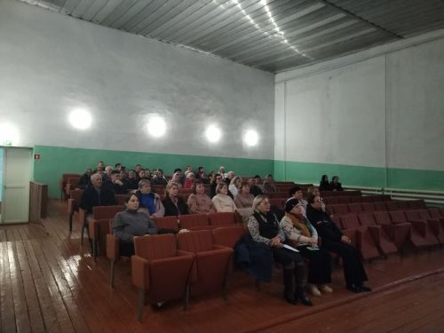 В Аксумлинском СДК почтили память волонтера Алсу Донсковой и собрали средства для участников СВО