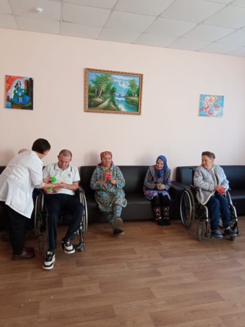 Здоровье проживающих — на первом месте в Нурлатском доме-интернате