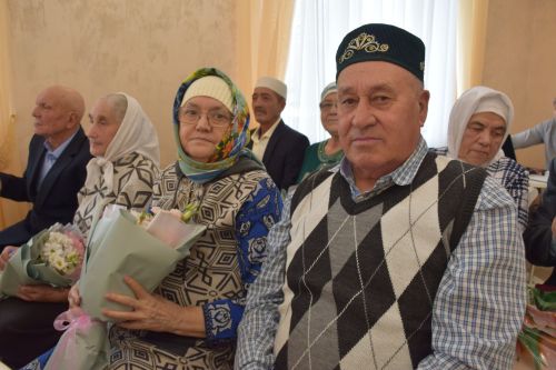 В Нурлате чествовали юбиляров семейной жизни (+фоторепортаж)