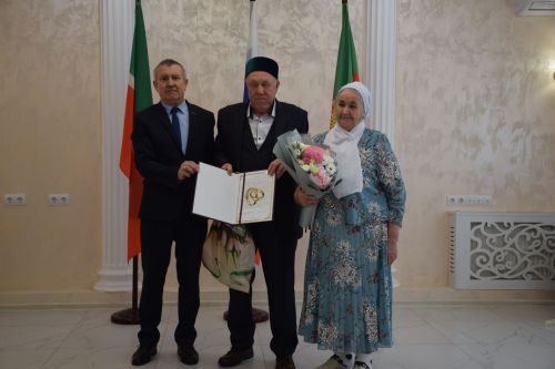 В Нурлате чествовали юбиляров семейной жизни (+фоторепортаж)