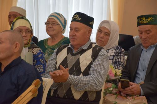 В Нурлате чествовали юбиляров семейной жизни (+фоторепортаж)