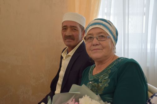 В Нурлате чествовали юбиляров семейной жизни (+фоторепортаж)