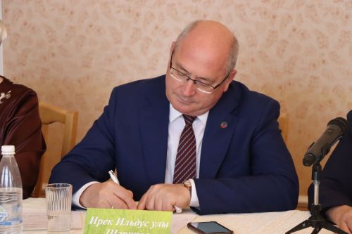Нурлатцы стали героями радиопередачи «Татарлар: үз өемдә – үз көем»