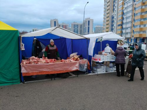 Нурлатские фермеры снова радуют казанцев свежими продуктами на ярмарке в «Салават Купере»