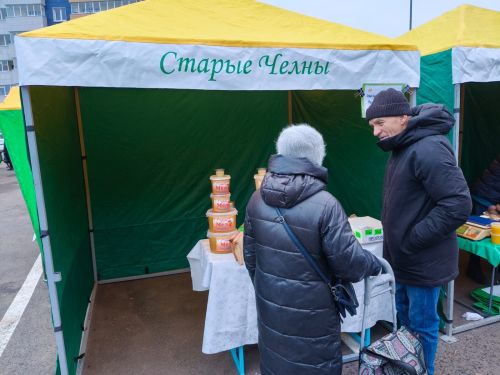 Нурлатские фермеры снова радуют казанцев свежими продуктами на ярмарке в «Салават Купере»