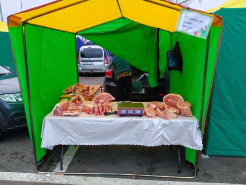 Нурлатские фермеры снова радуют казанцев свежими продуктами на ярмарке в «Салават Купере»