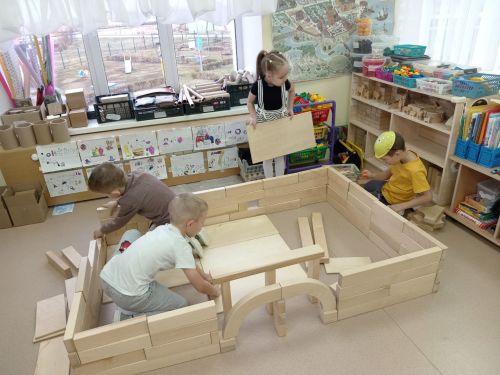 Юные архитекторы Нурлата построили свой «Тулпар»