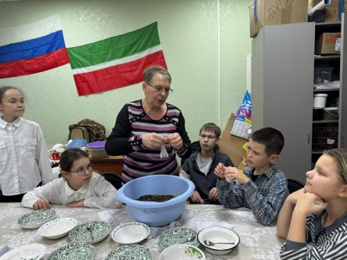 Пятиклассники школы №2 побывали в гостях в Центре активного долголетия